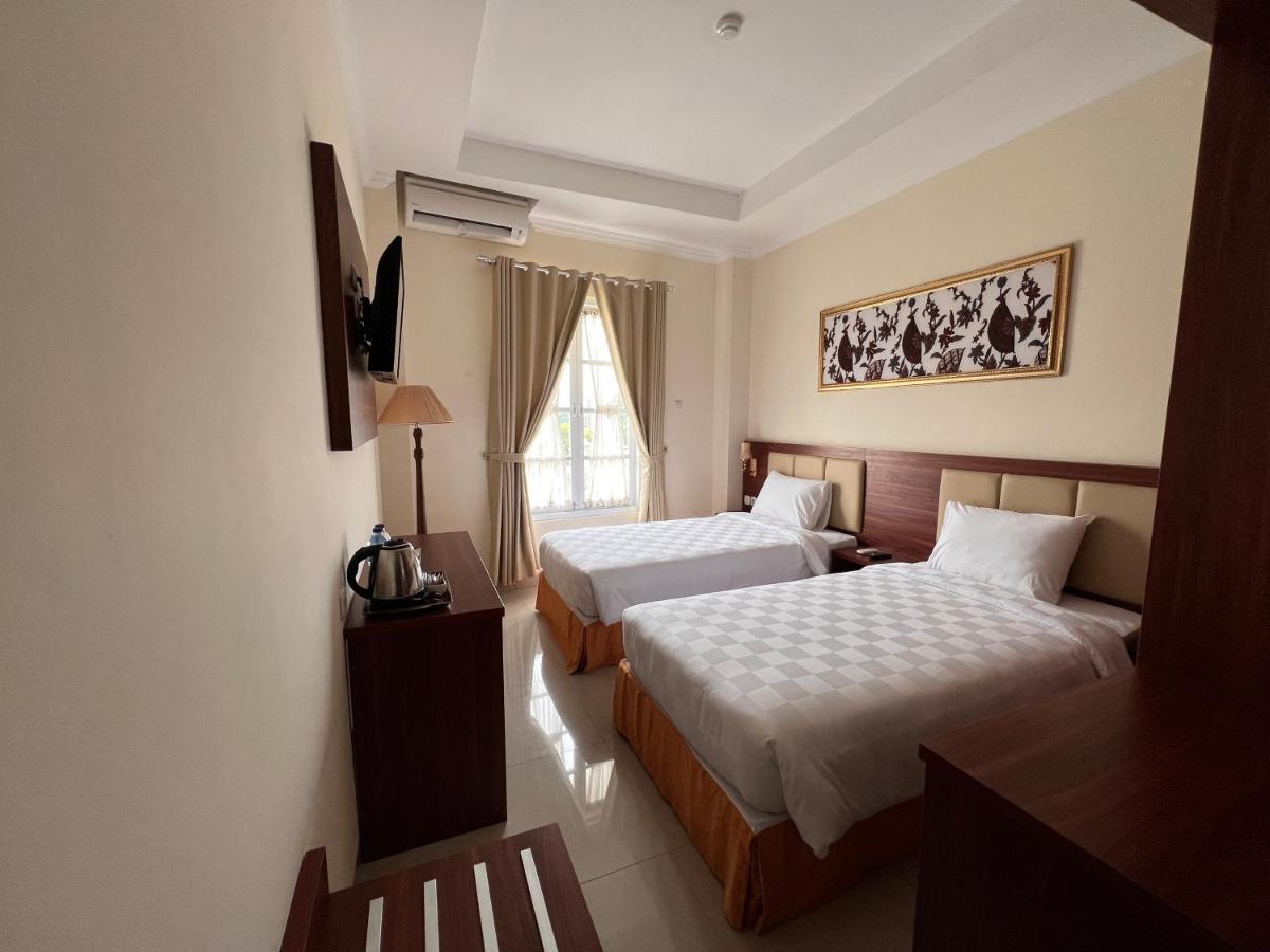 Le Semar Hotel Karawaci Dahung Екстер'єр фото