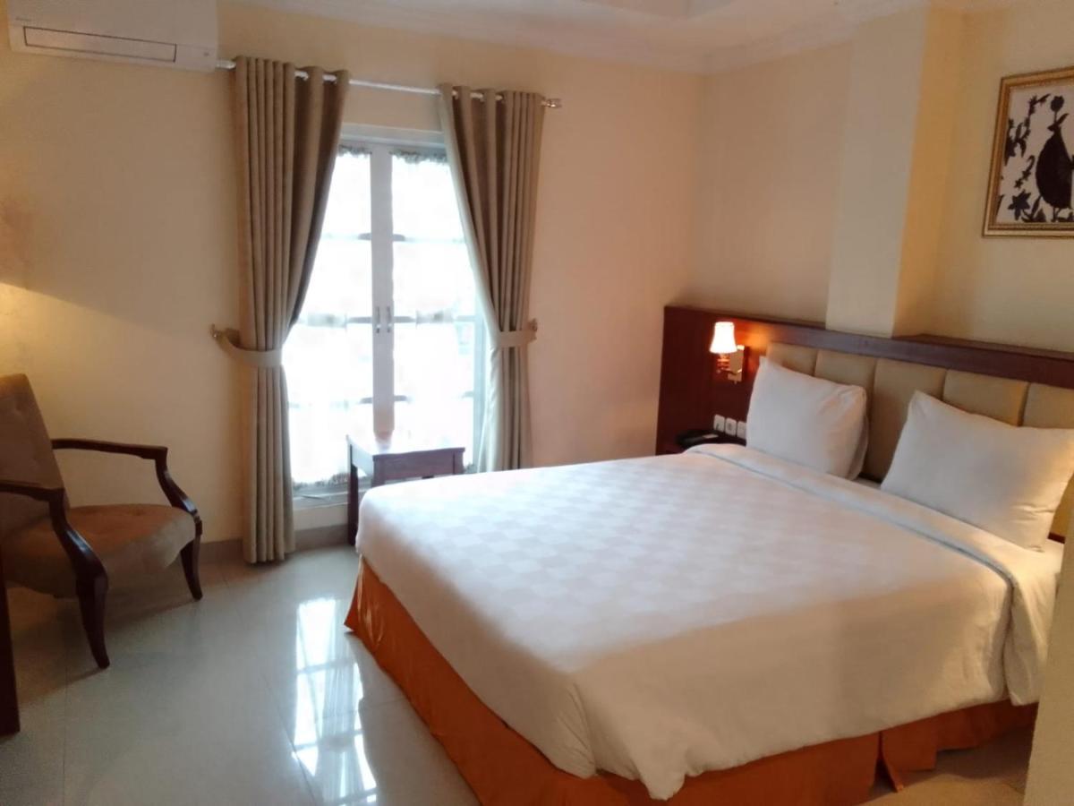 Le Semar Hotel Karawaci Dahung Екстер'єр фото