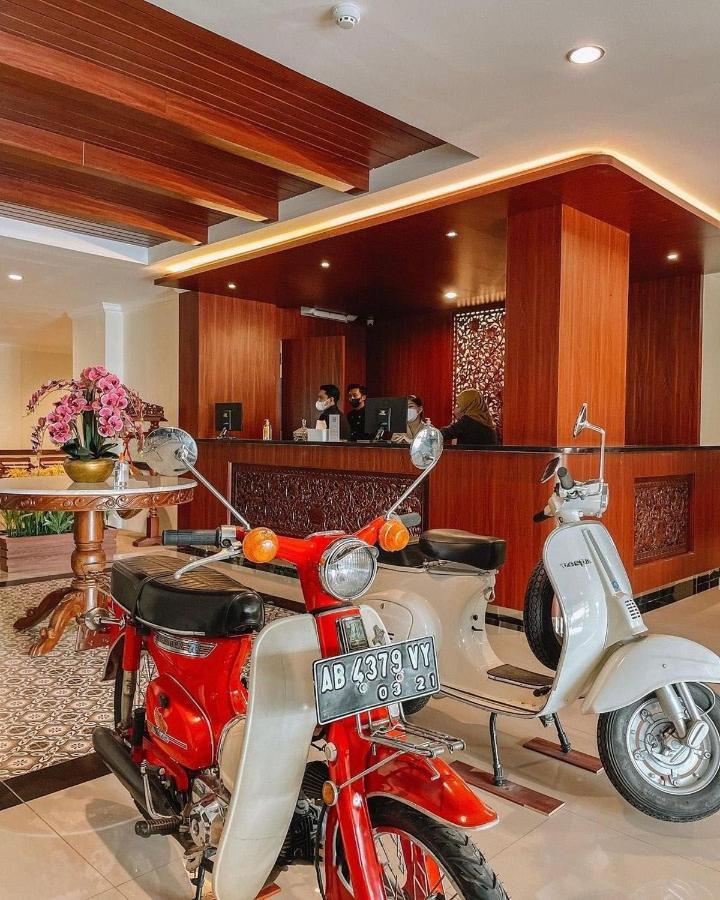 Le Semar Hotel Karawaci Dahung Екстер'єр фото